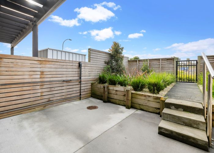  at 3 Sun Orchid Avenue, Wiri, Auckland