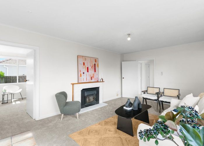  at 141 Aorangi Road, Bryndwr, Christchurch