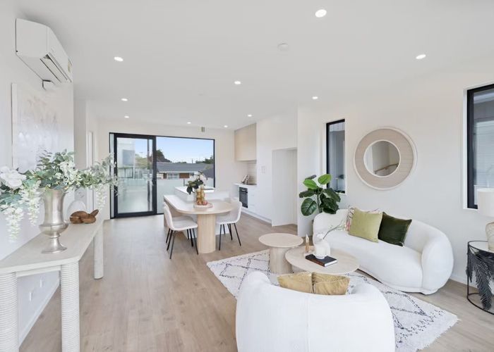  at Lot 4/6 Shakespeare Road, Milford, North Shore City, Auckland