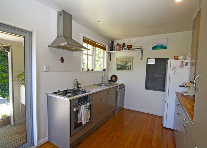  at 44 Parsons Street, Vogeltown, New Plymouth, Taranaki