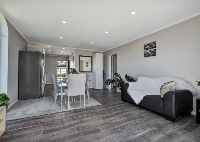  at 1/220 Coronation Avenue, Welbourn, New Plymouth, Taranaki