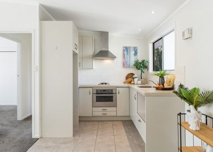  at 2/53 Grange Road, Mount Eden, Auckland City, Auckland