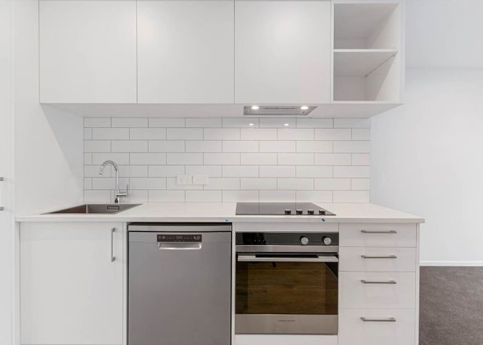  at 4/3234 Great North Road, New Lynn, Auckland