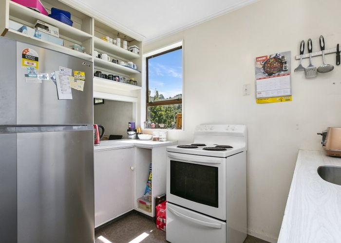  at 1/9 City View Grove, Harbour View, Lower Hutt