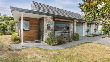  at 25/42 Main Road, Tawa, Wellington