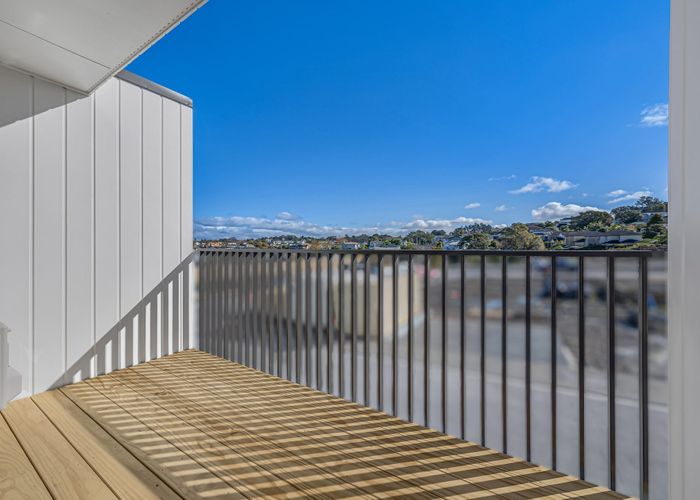  at 1 Oteha Valley Road, Northcross, North Shore City, Auckland