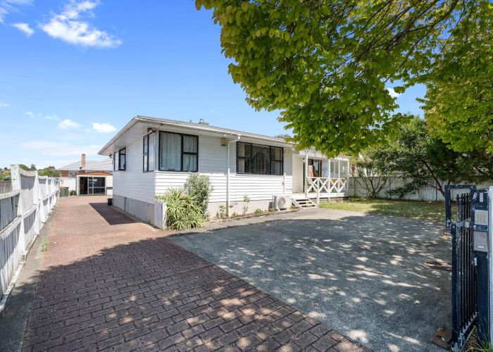  at 12 Ussher Place, Pakuranga, Manukau City, Auckland