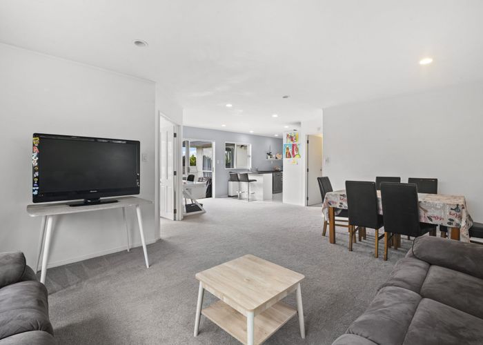  at 35 Rifleman Rise, Unsworth Heights, North Shore City, Auckland