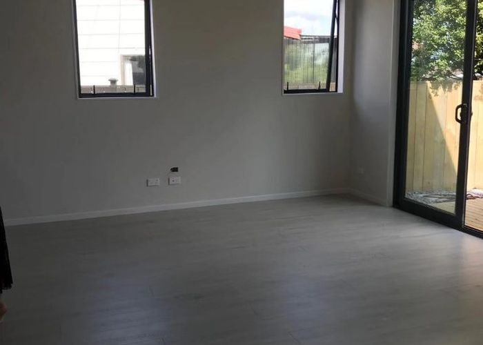  at 3A Sunward Rise, Glenfield, North Shore City, Auckland