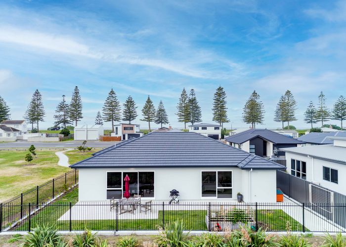  at 27 Arrow Place, Te Awa, Napier