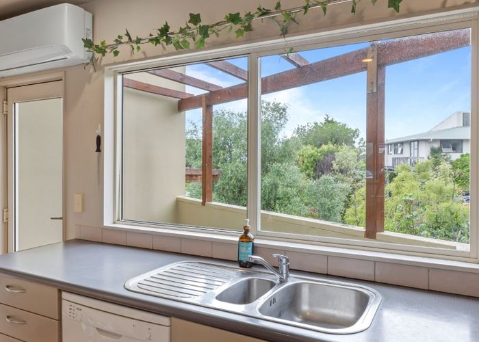  at 202D Hinemoa Street, Birkenhead, North Shore City, Auckland