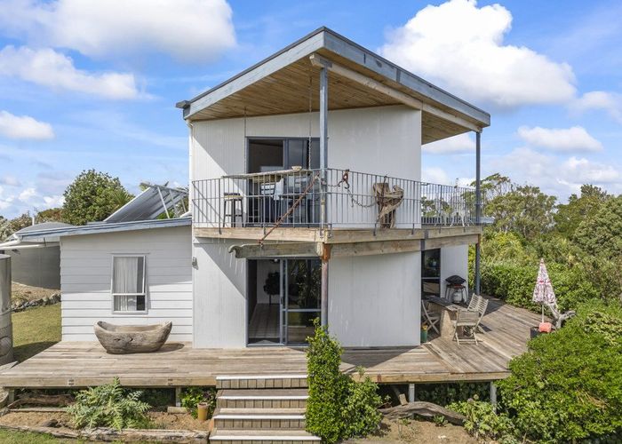  at 4 Askew Avenue, Rakino Island, Auckland