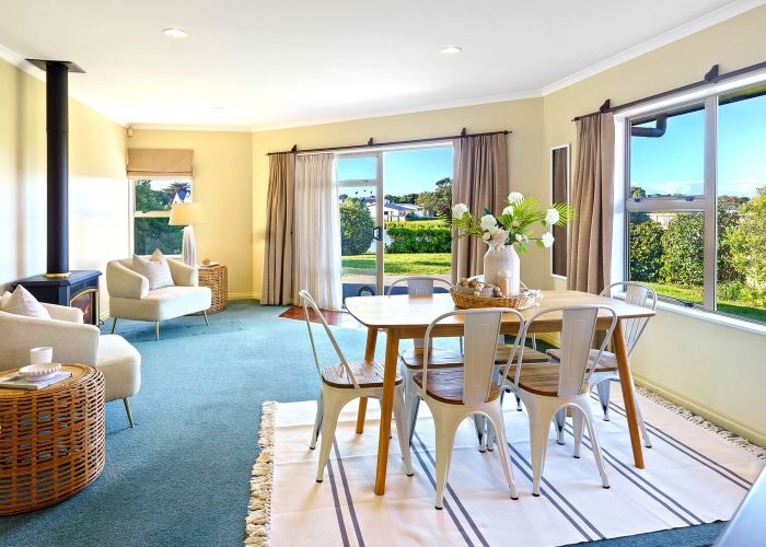  at 5 Marewa Place, Waikanae Beach, Waikanae