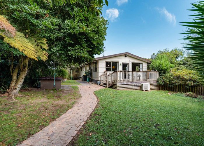  at 14 Cumberland Crescent, Welcome Bay, Tauranga