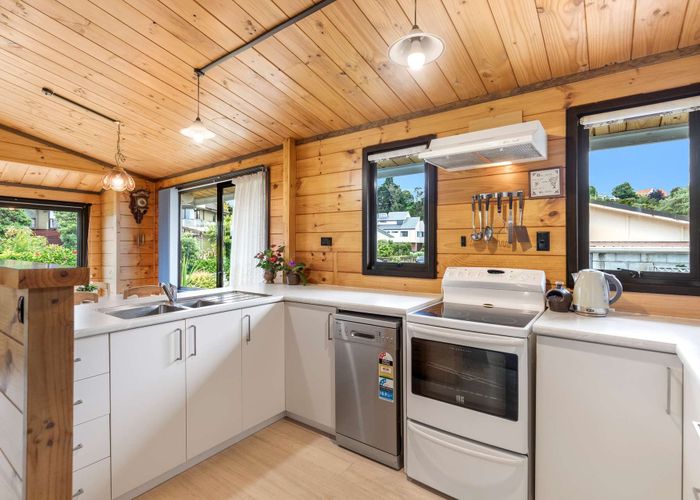  at 12 Bens Place, Springvale, Whanganui