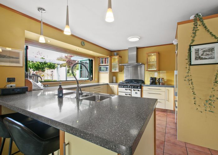  at 100a Carrington Street, Vogeltown, New Plymouth, Taranaki