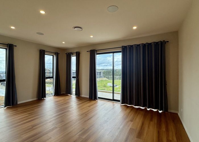  at 34 Grand Ridge Ave, Flat Bush, Manukau City, Auckland