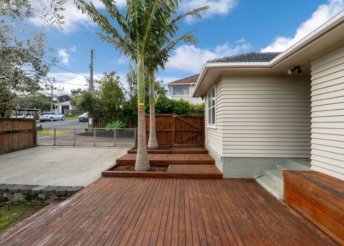  at 62A Roberts Road, Glenfield, North Shore City, Auckland