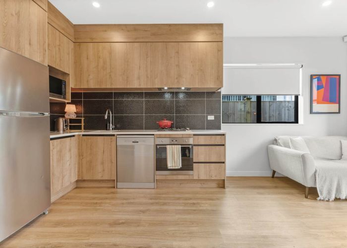  at 98 Bellbird Street, Papakura, Papakura, Auckland