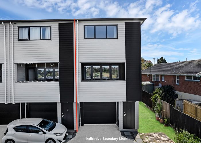  at 9/701 Hillsborough Road, Mount Roskill, Auckland City, Auckland