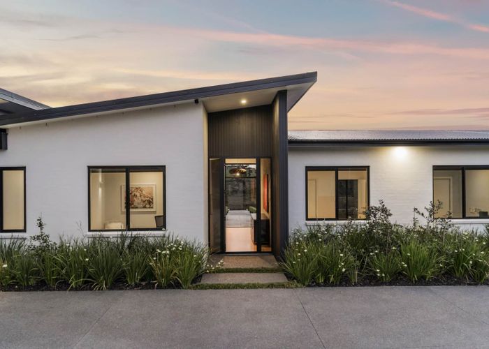 at 20 Capriole Crescent, Papakura