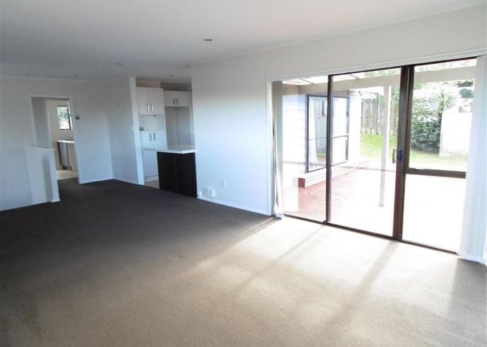  at 31 Tetrarch Place, Totara Vale, North Shore City, Auckland