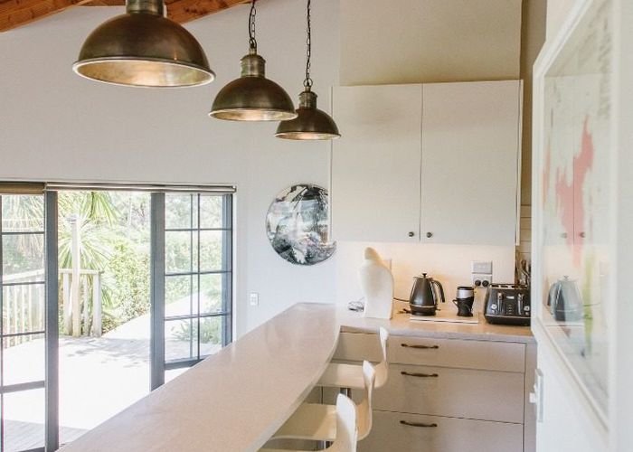  at Oneroa, Waiheke Island, Auckland