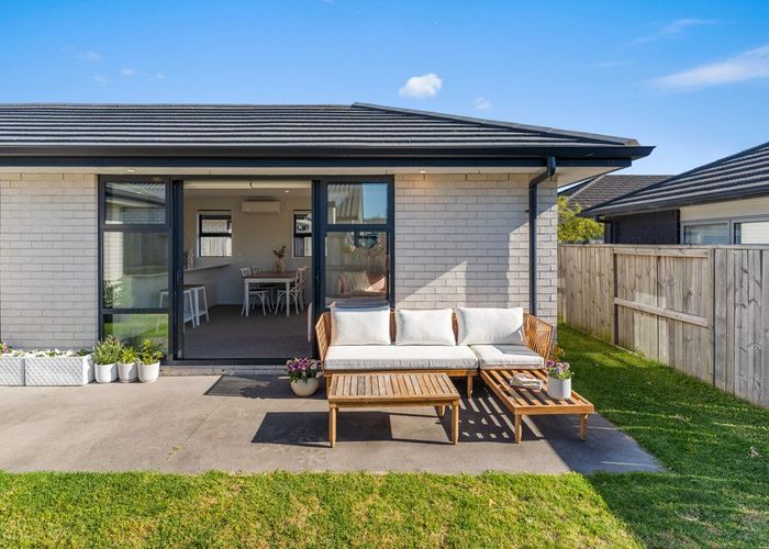  at 7 Tiria Drive, Papamoa Beach, Papamoa