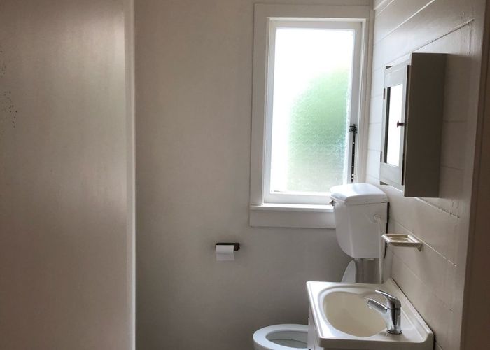  at 1/135 Crummer Road, Grey Lynn, Auckland City, Auckland