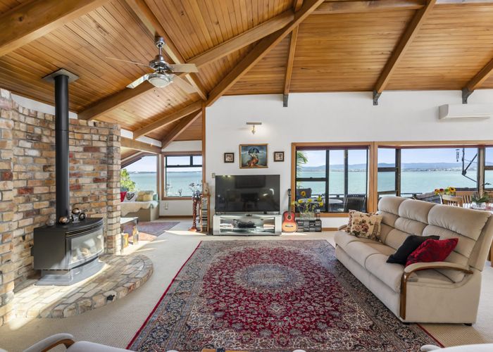  at 16 Brigantine Drive, Beach Haven, North Shore City, Auckland