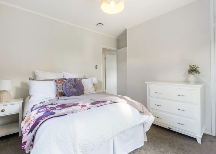  at 25 Stanaway Street, Hillcrest, Auckland