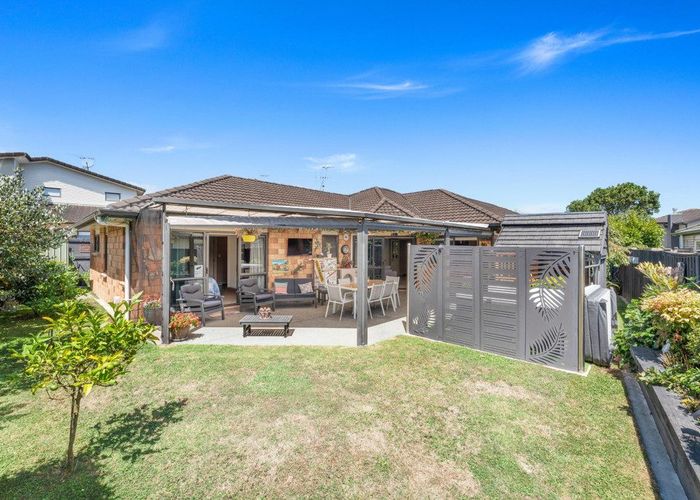  at 19 Skelligs Drive, Flat Bush, Auckland