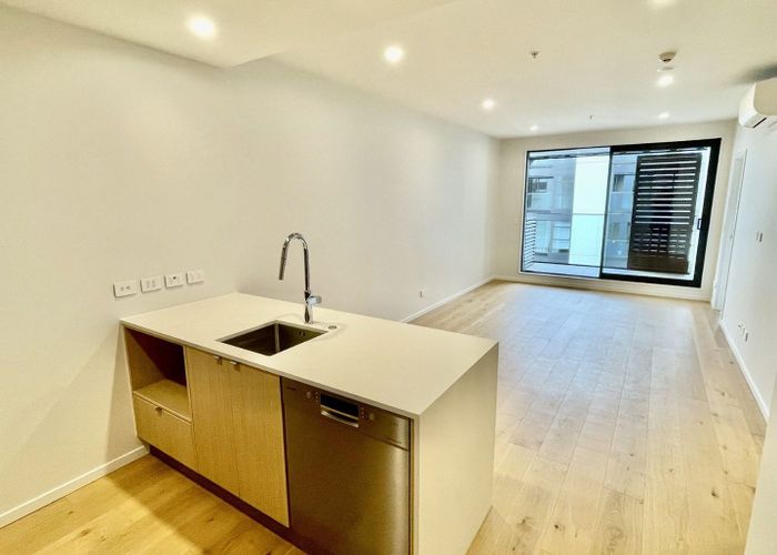  at 303/9 Madeira Lane, Grafton, Auckland City, Auckland