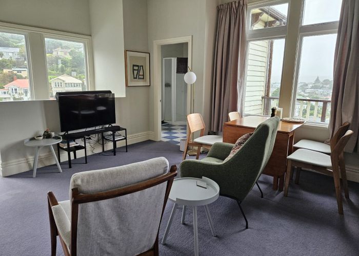  at 12 Hinau Road, Hataitai, Wellington