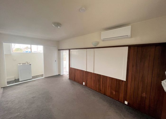  at 35B Glengarry Road, Glen Eden, Waitakere City, Auckland