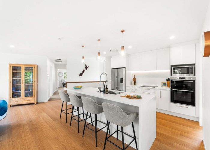  at 42 Ramsgate Terrace, Mairangi Bay, North Shore City, Auckland