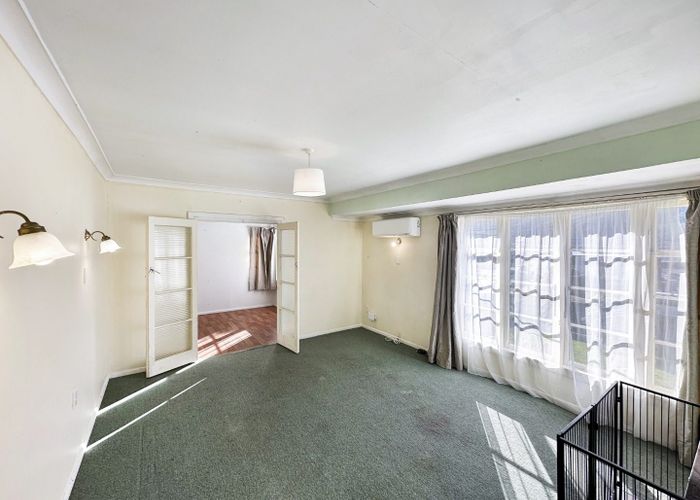  at 8A Bledisloe Crescent, Wainuiomata, Lower Hutt, Wellington