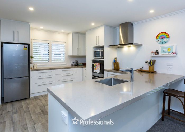  at 1 Somerby Mews, Silverstream, Upper Hutt