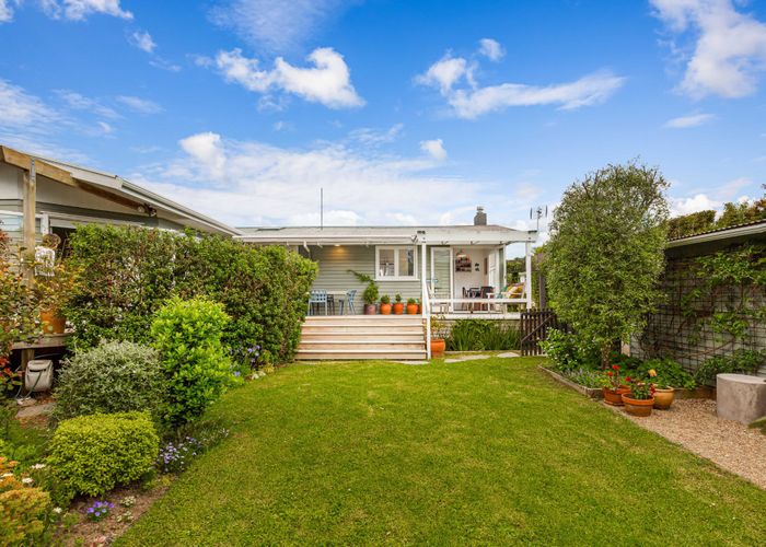  at 55 Graham Avenue, Te Atatu Peninsula, Auckland