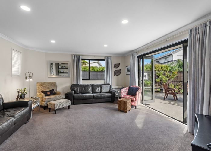  at 8 Sandalwood Place, Waimairi Beach, Christchurch
