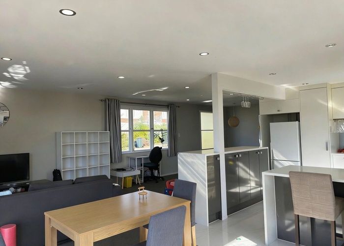  at 1/10 Walter Macdonal Street , Howick, Manukau City, Auckland