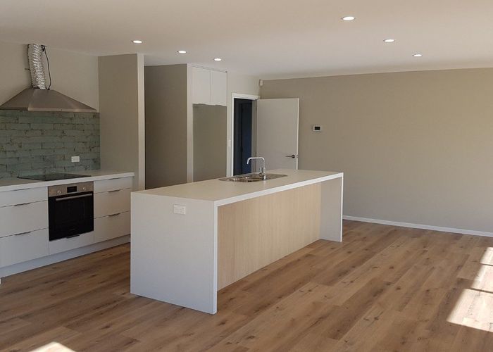  at 14 Omaka Place, Aotea, Porirua, Wellington