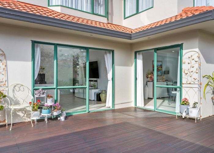  at 2/15 King Edward Avenue, Epsom, Auckland