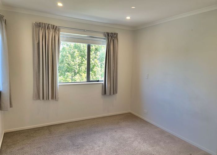  at 24 Kamana Road, Flat Bush, Auckland