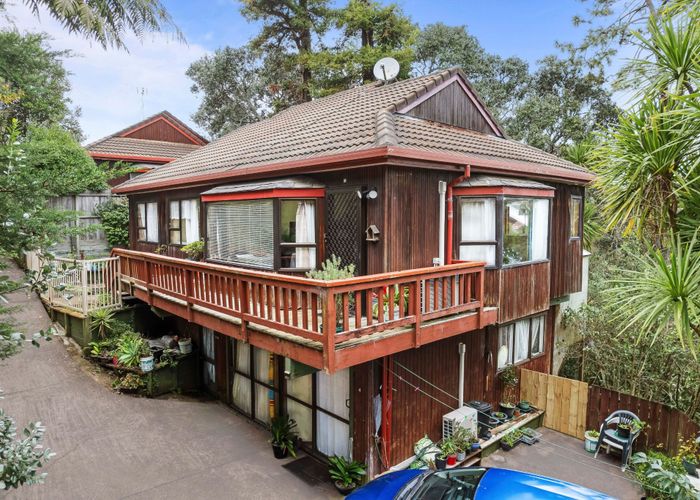  at 4/20 Reid Road, New Lynn, Waitakere City, Auckland