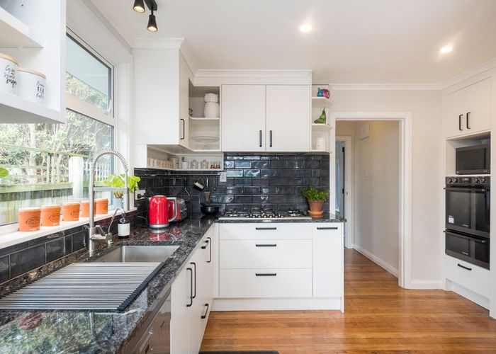  at 380 Ruahine Street, Terrace End, Palmerston North