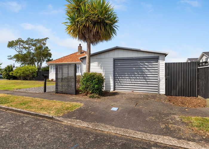  at 4 Holford Street, Westown, New Plymouth