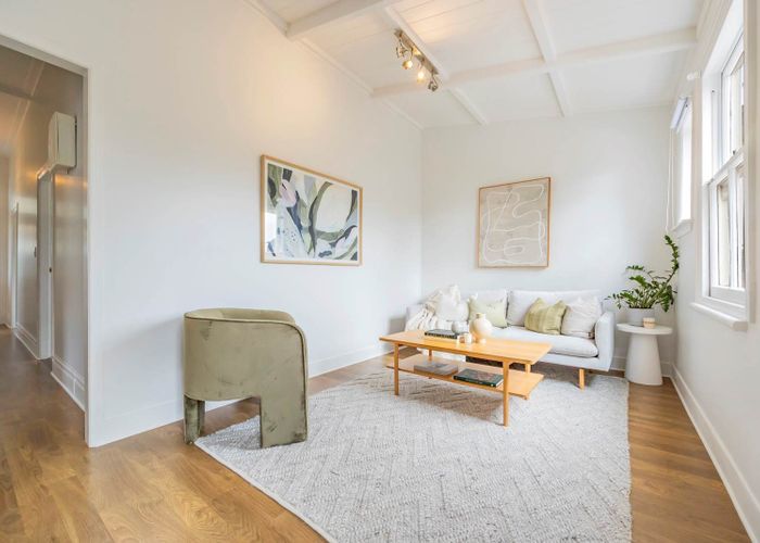  at 1/72 Gladstone Road, Northcote, North Shore City, Auckland