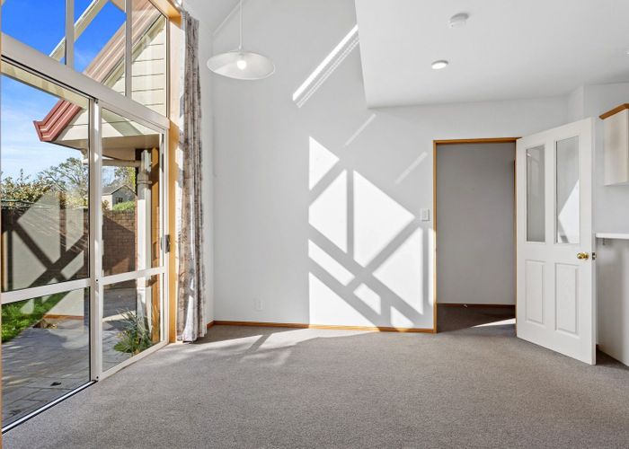  at 2/2 Hurunui Street, Cracroft, Christchurch