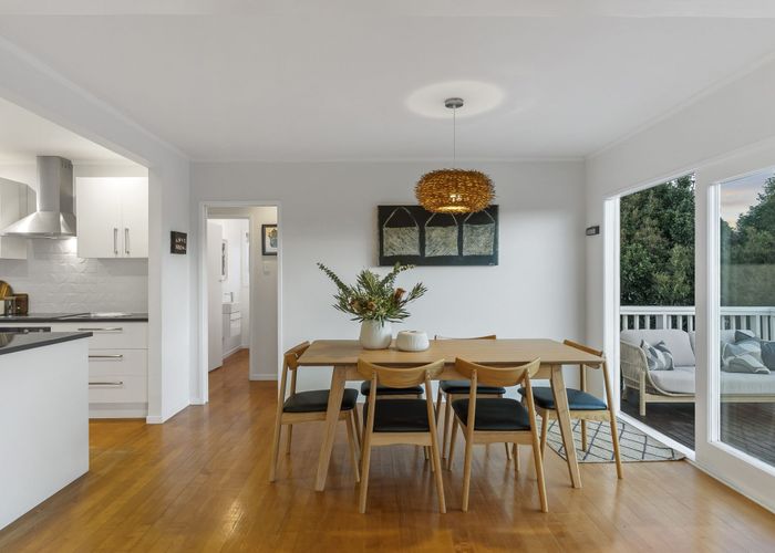  at 52 Alton Avenue, Hillcrest, North Shore City, Auckland